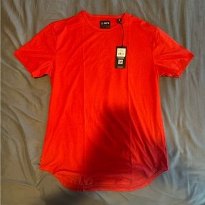 CUTS CLOTHING SS CREW ELONGATED MARASCHINO MEDIUM
